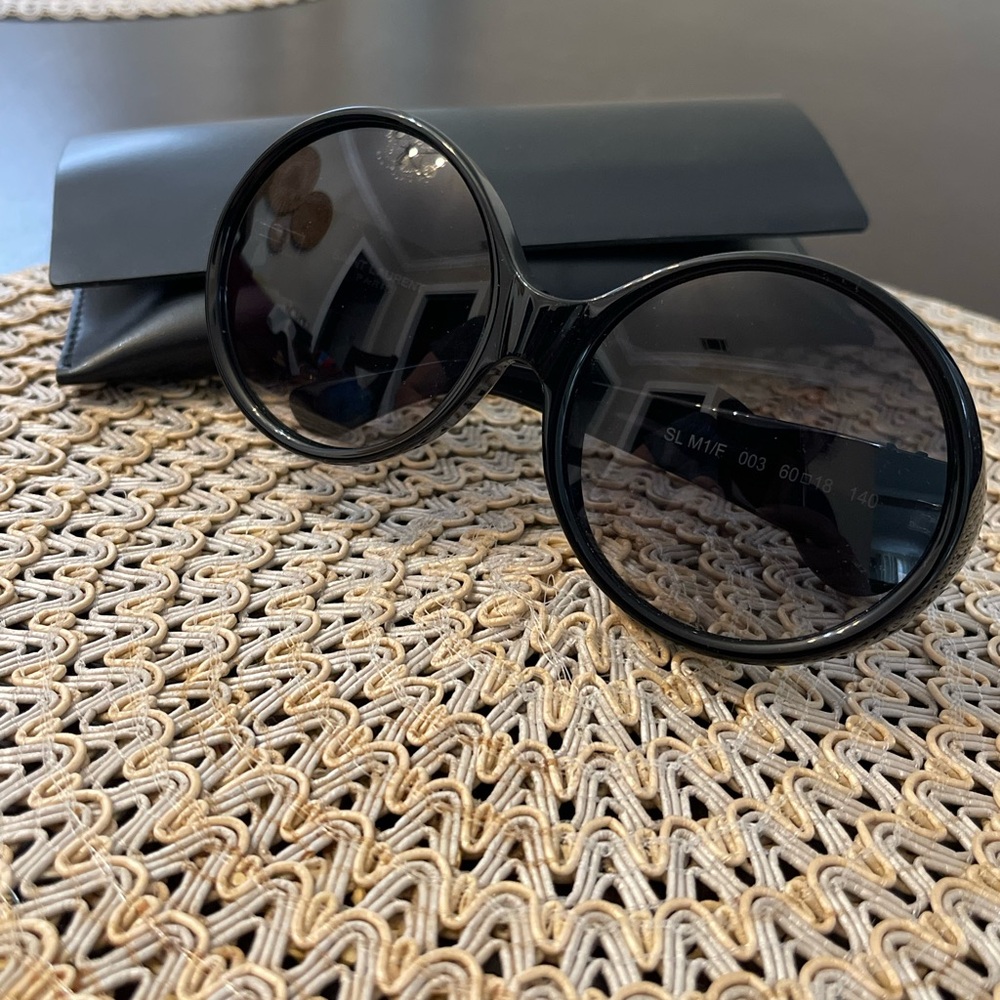 Yves Saint Laurent - YSL SL M1 Oversized Sunglasses
